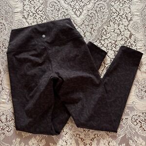 black camo leggings crz yoga size xs
